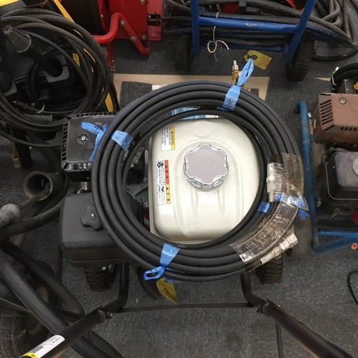 【中古】【店頭引取限定】　丸山製作所　エンジン式高圧洗浄機 15Mpa 15L/分 MKW1515H　132000円　 mym-mkw1515h1_1.jpg