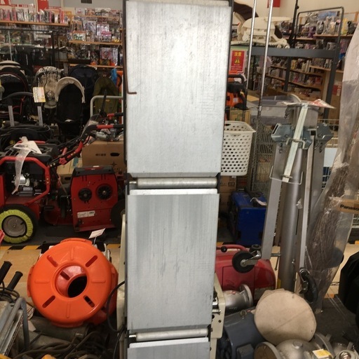 【中古】【店頭引取限定】MAKITA  オートリターン超仕上カンナ　100V 55000円