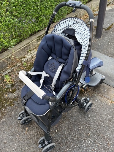 コンビ　combi ベビーカー　　ベビーカーステップ付き
