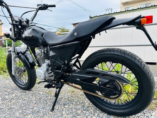 北海道ホンダFTR223 走行少ない！タイヤ前後山あり！バッテリー新品