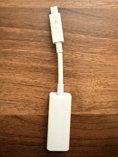 Apple純正 Thunderbolt → FireWire アダプタ（A1432） (ひよこ) 秦野