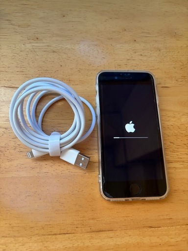 iPhone se第3世代)64ギガ