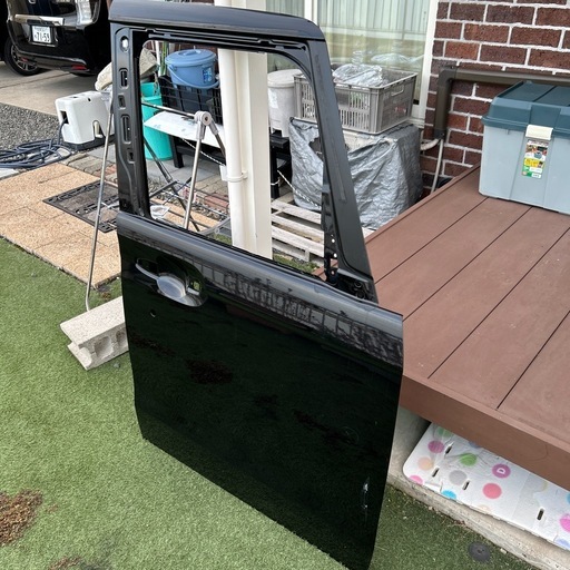 ホンダ N-BOXカスタムJF3 右フロントドア
