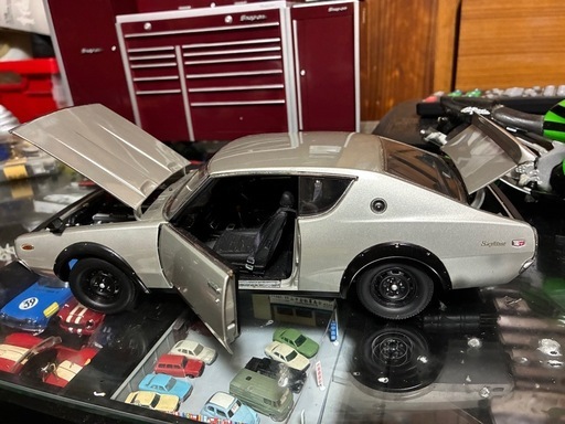 京商1/18ケンメリGT-R　