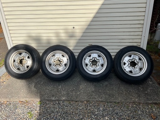 ジムニーjb23タイヤホイールセット(175/80R16)