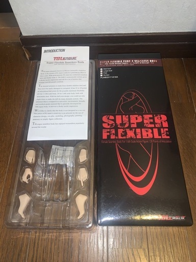 値下げ　TBLeague   シームレスドール+ヘッド+衣装+ディスプレイケース