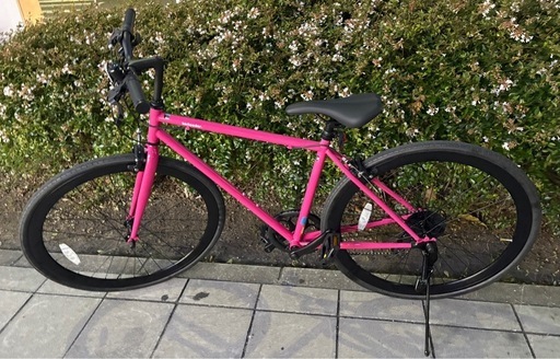 新品　クロスバイク　自転車（ギア付き）