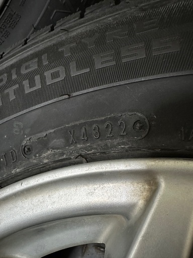 2022年製 WINTER MAXX SJ8 175/80R15
