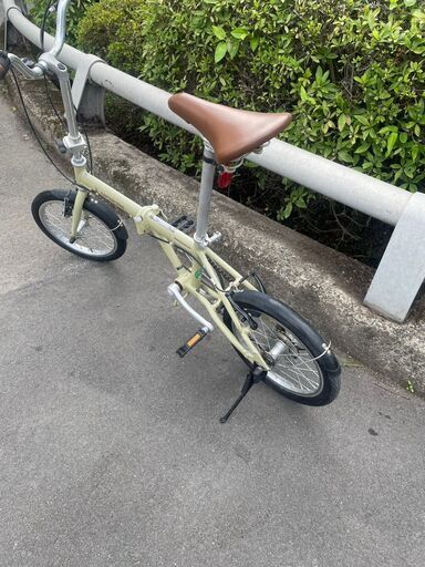 リサイクルショップどりーむ鹿大前店　No33 折り畳み自転車　定価約3万円　captainstag　キャプテンスタッグ　16インチ　ギ
