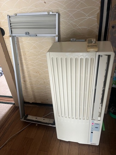 中古　ウインドウクーラー　　haier