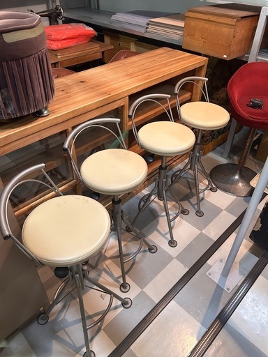 カウンターチェア4つセット