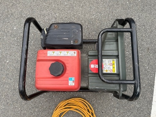 【別府市・動作確認済み】新ダイワ ガソリン発電機 EGM24L-B 2.4kVA 100V オイルセンサー付 延長コード付き 