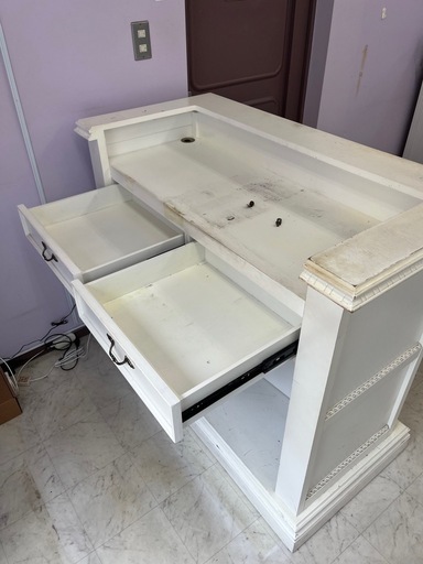 店舗カウンター　白　高さ１０００ｍｍ幅１２００ｍｍ奥行６００ｍｍ　引き出し付き　ＵＳＥＤ テンポ TEMPO ハイカウンター 受付カウンター 幅1200×奥行394×高さ 