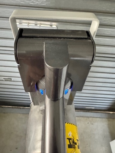 Dyson V8 Slim Fluffy 掃除機 掃除機立て