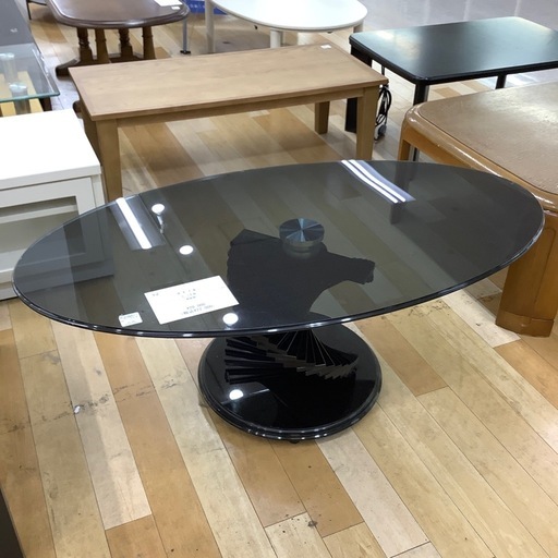 【トレファク ラパーク岸和田店】螺旋脚ガラス天板ローテーブル入荷しました。