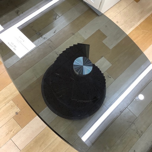 【トレファク ラパーク岸和田店】螺旋脚ガラス天板ローテーブル入荷しました。