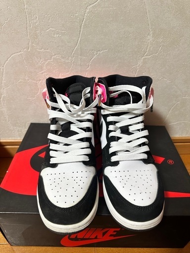Air Jordan 1 Retro High Valentine's Day