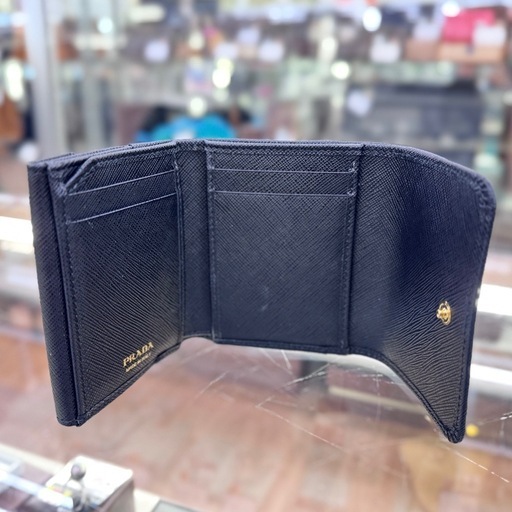 ☆ドリーム荒牧店☆ PRADA プラダ サフィアーノ 3つ折り財布 ブラック