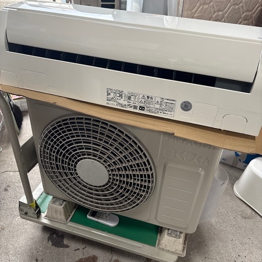 エアコン 日立 RAS-AJ22G 6畳用 
2.2kW 白くまくん ポンプダウン済（リモコン付）