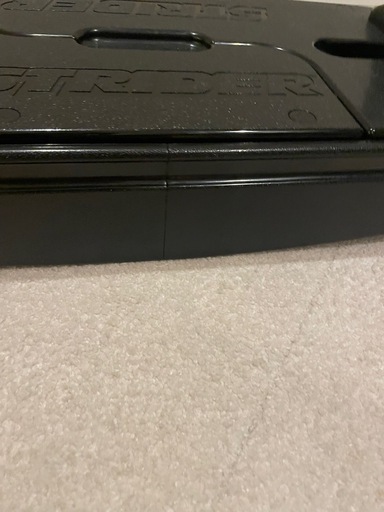 ストライダー