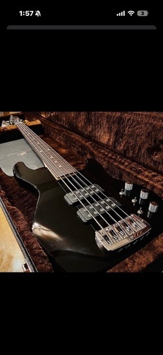 G&L USA L-2500 / Jet Black ハードケース付き