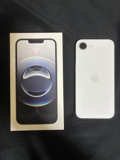 値下げ！iPhone16e ホワイト　美品 