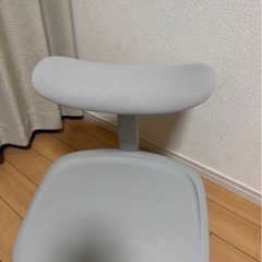 LiberNovo Omni オットマン付きスペースグレイLサイズ (K) 足利の椅子 