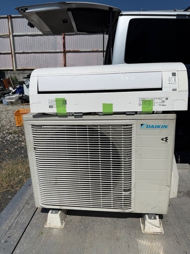 ダイキンルームエアコン　200v