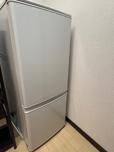 【2023年製】三菱冷蔵庫 MR-P15H-W 146L 美品【引き取り限定】
