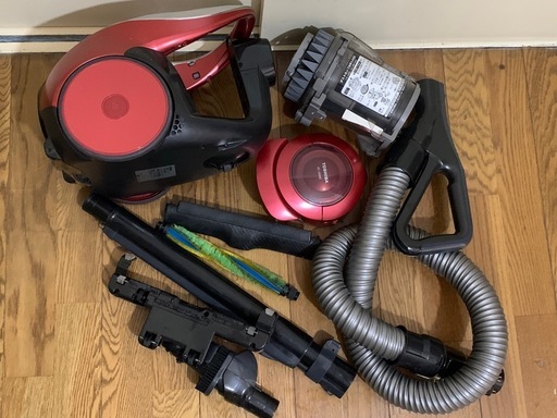 TOSHIBA 東芝 掃除機 VC-J3000 レッド サイクロン式