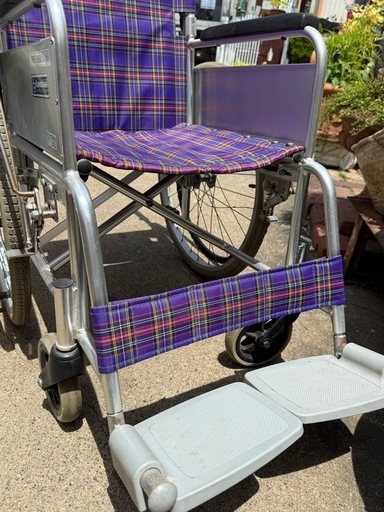 カワムラ　軽量アルミ製 折りたたみ自走式 車イス