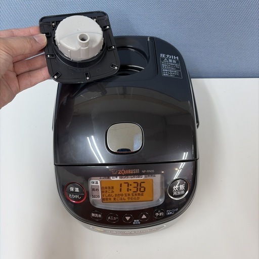 【?買取市場 6ヶ月保証】R320 ☀️ ZOJIRUSHI / 象印 圧力IH炊飯ジャー 3合炊き 23年製 NP-RN05 ⭐ 動