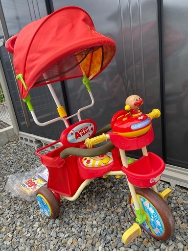 アンパンマン おでかけ三輪車 おしゃべりアンパンマンSP 三輪車 人気