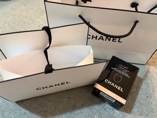 CHANEL ハンドクリーム