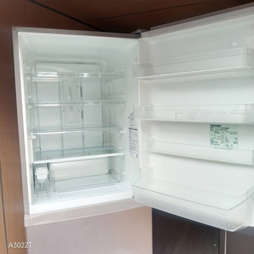 A6f6y6 送料設置無料 　東芝　自動製氷機能付大型冷蔵庫　375L