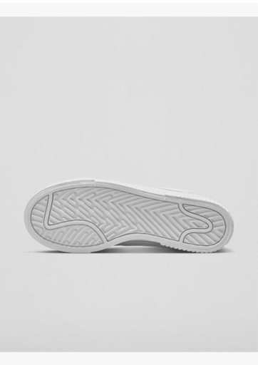 早い者勝ち 新品未使用 NIKE コート レガシー リフト DM7590-101