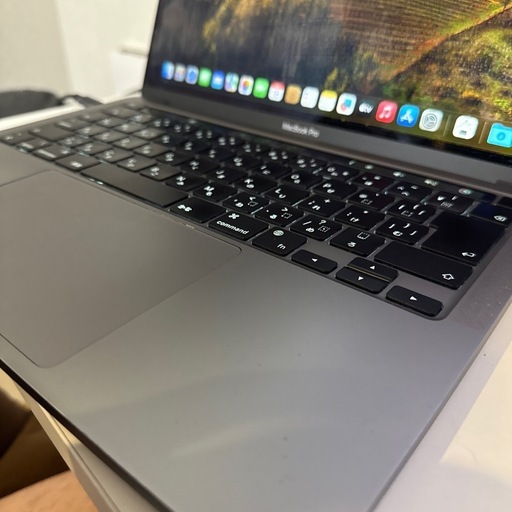MacBook Pro M2 /8GB /256GB
