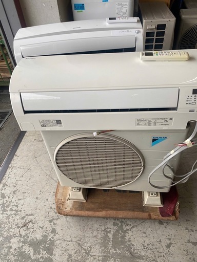 配送取付工事込み金額  6~9畳 ダイキン エアコン 2.2kw 内部クリーン機能 F22WTES-W 2019年