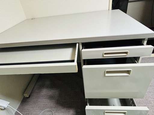 Office table TRIBESIGNS WAY TO ORIGIN Halseey 63 in. Rectangular White Wood 