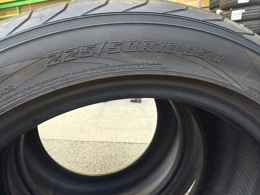 ヨコハマタイヤ　アドバンスポーツ　225/50R18
