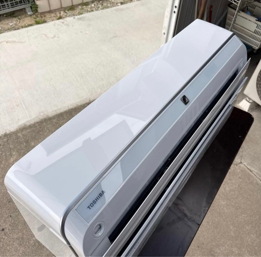 東芝 ルームエアコン RAS-J402E1ADT 主に14畳用