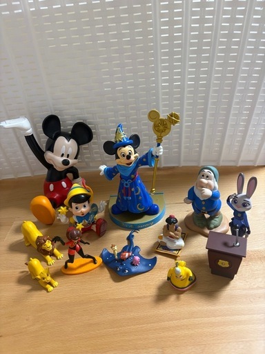 ディズニーフィギュアセット (n.m.25) 柏の葉キャンパスのフィギュアの