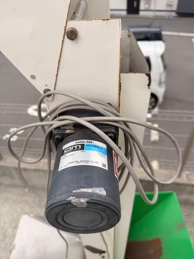 中古 SUZUTEC スズテック ミニコン SCS-7 人エ培士専用単相100V 土供給機農業機械