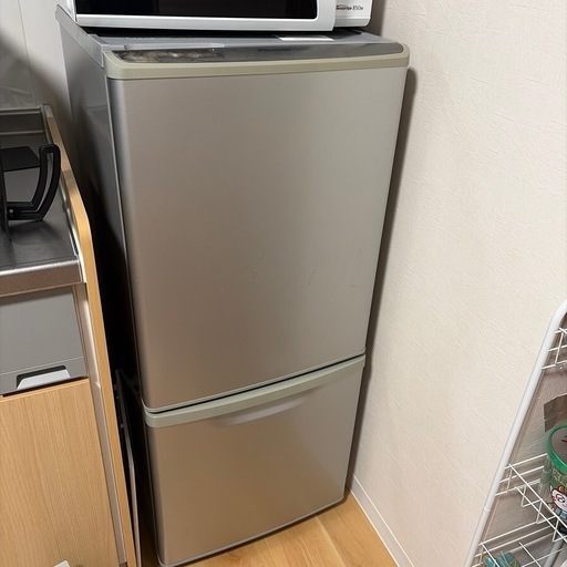 無料・動作品】Panasonic冷蔵庫 138L 6/24まで (nikio) 金上のキッチン