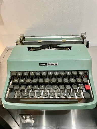Olivetti Lettera32 タイプライター ケース付
