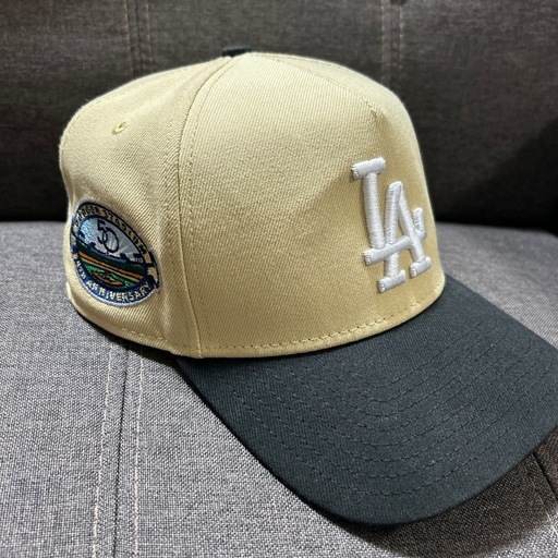 海外限定モデル　New Era LA Dodgers 9FORTY キャップ