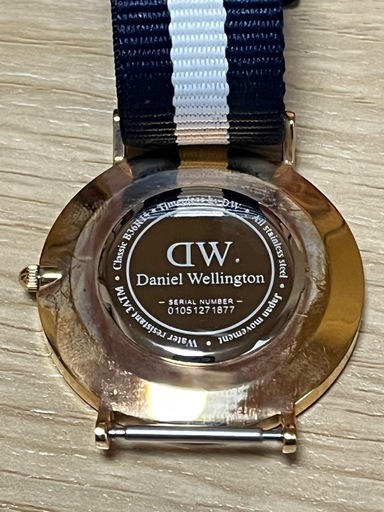Daniel Wellington（ダニエルウェリント ン)腕時計