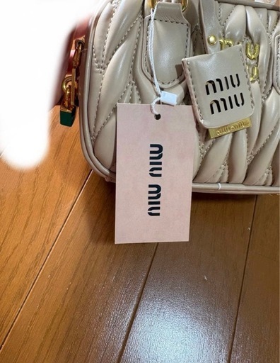 miumiu     　