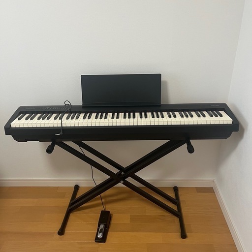 電子ピアノ　Roland ローランド　FP-30