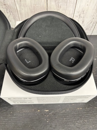 《ほぼ未使用》Bowers&Wilkins ワイヤレスヘッドホン
